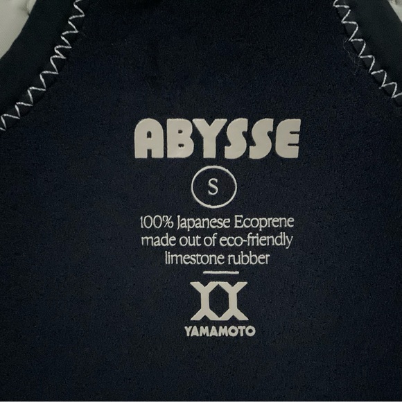 Abysse Jenna Zip Up Bikini Top Sz S Tan Surf Foam Neoprene Sustainable Swim - Picture 3 of 7